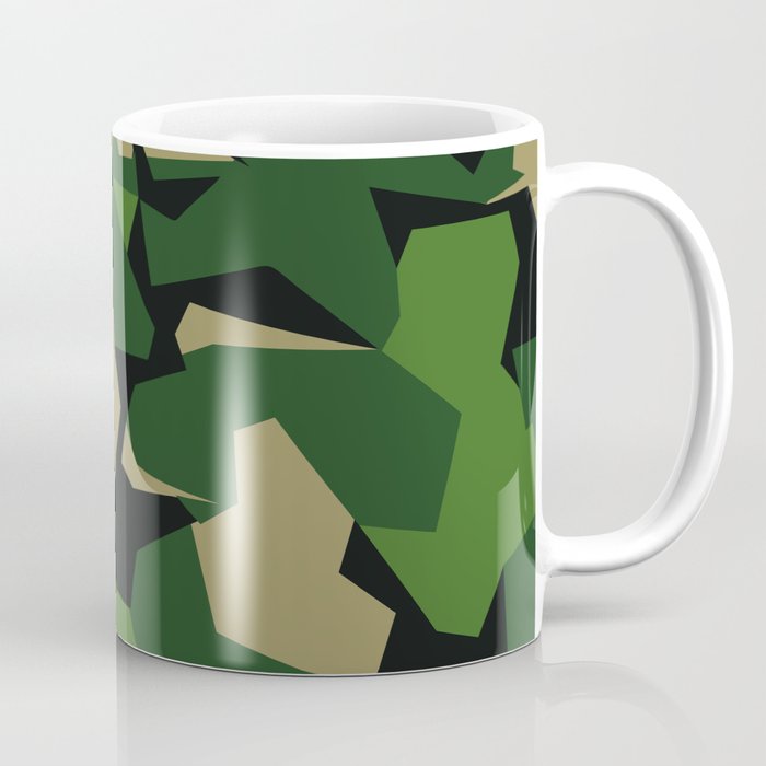 Camouflage Splinter Pattern Green Barret Coffee Mug by insitemyhead ...